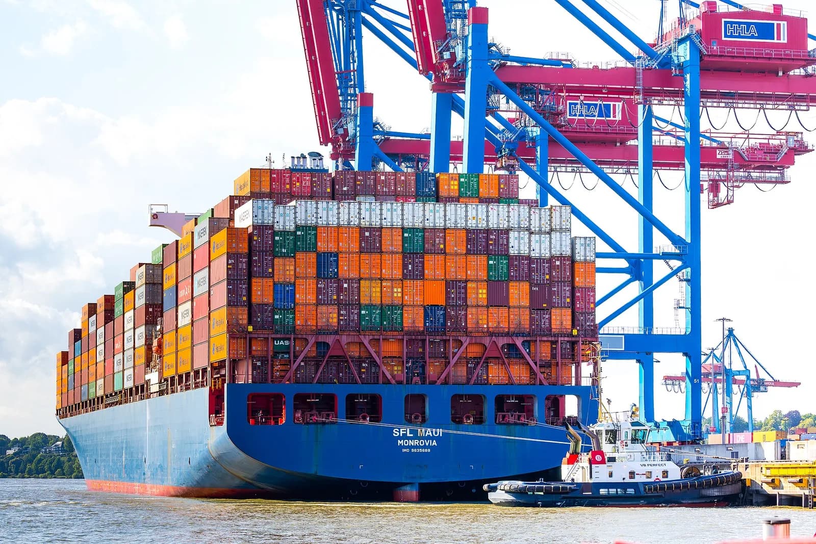 Transpacific Rates Double, Then the First Crack Appears