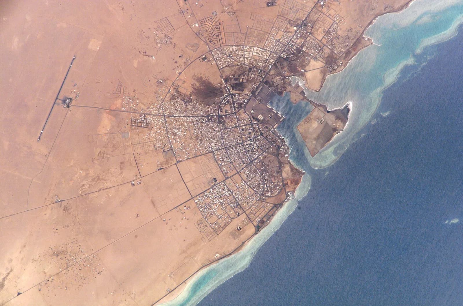 Saudi Oil Shipments to Europe Cut After Drone Attacks