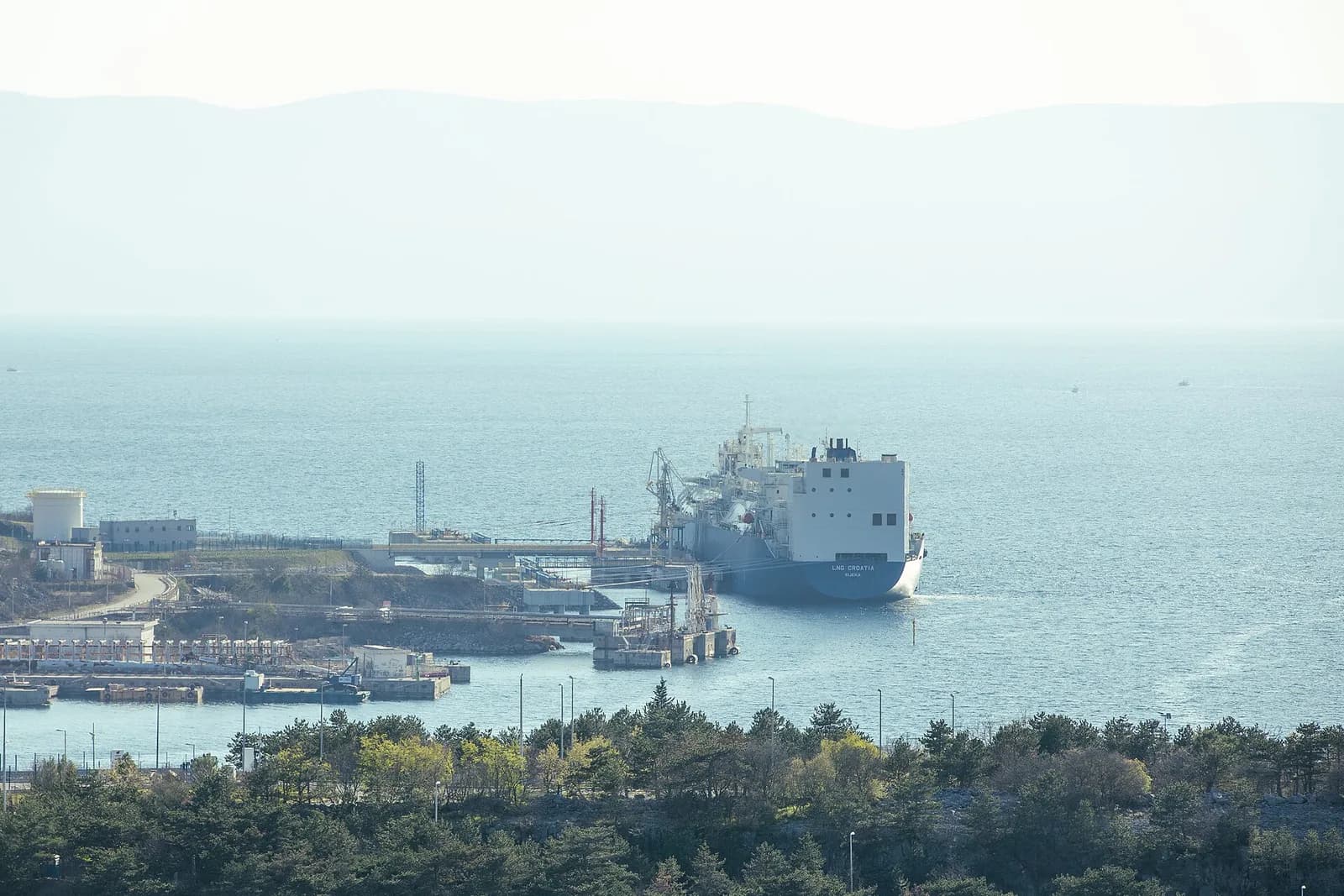 UKMTO Verifies Hormuz Tanker Strike Amid Elevated Gulf Threat