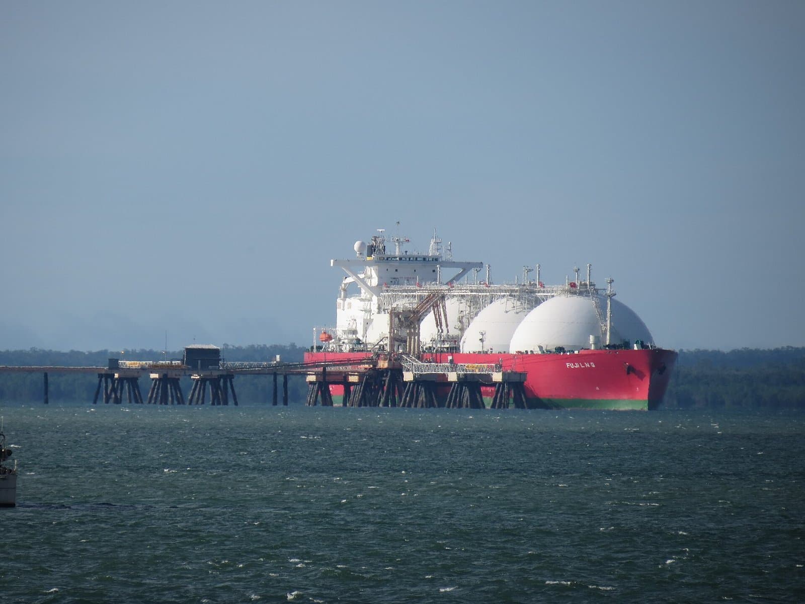 ADNOC Orders Four More LNG Carriers at Jiangnan in $900 Million Deal