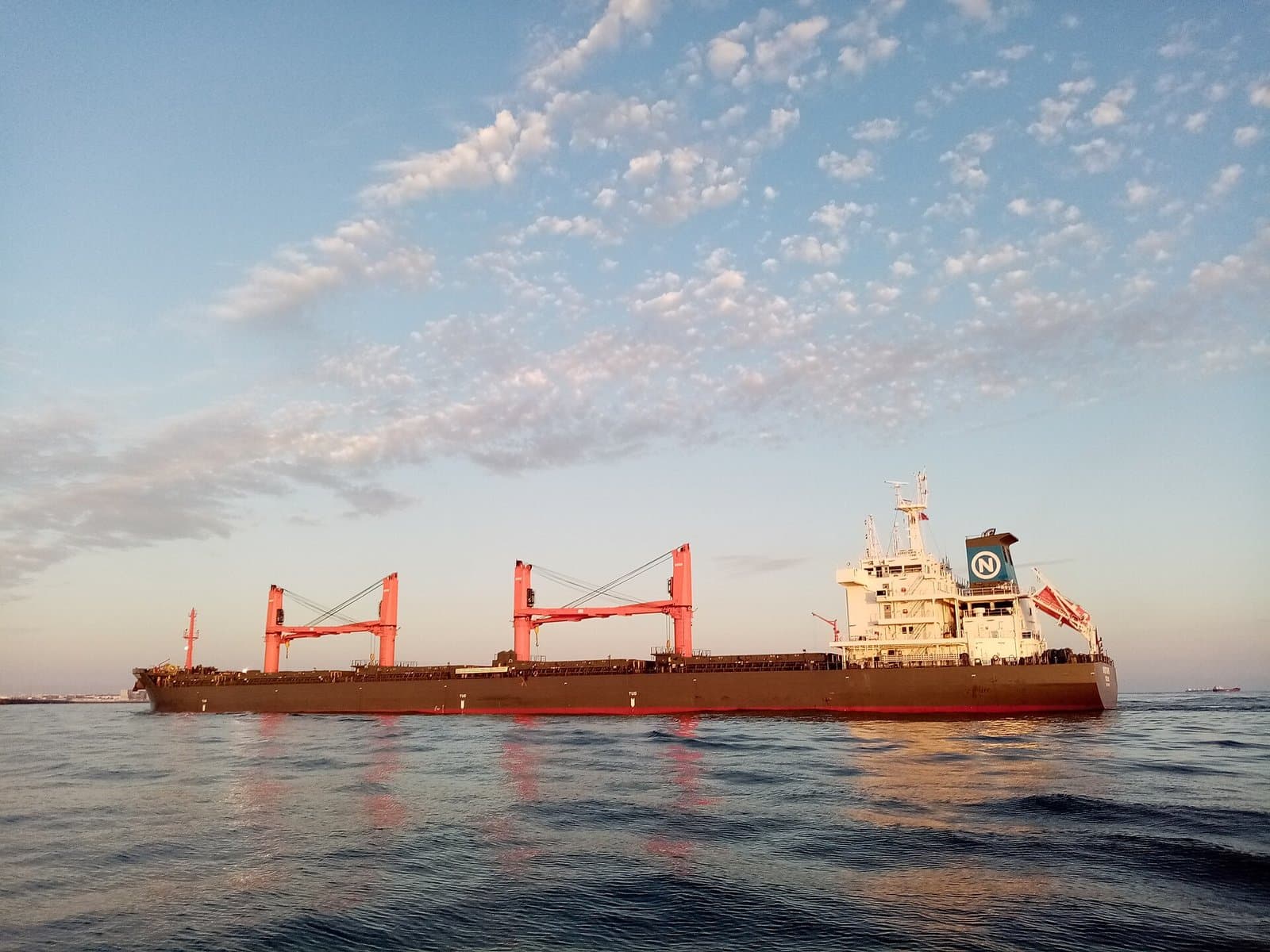 Mines and Drone Boats Make the War's Deadliest Week for Merchant Mariners