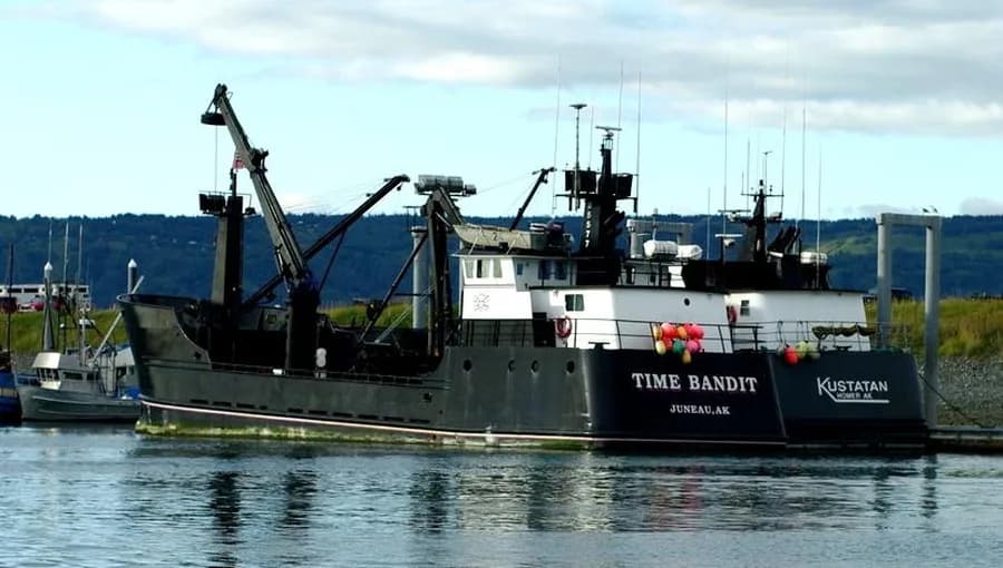 FV Time Bandit