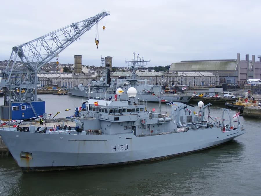 HMS Roebuck