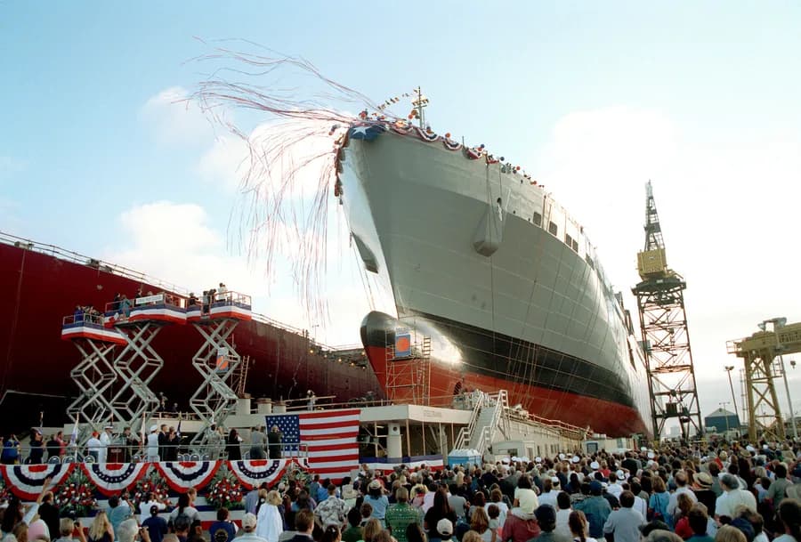 USNS Red Cloud
