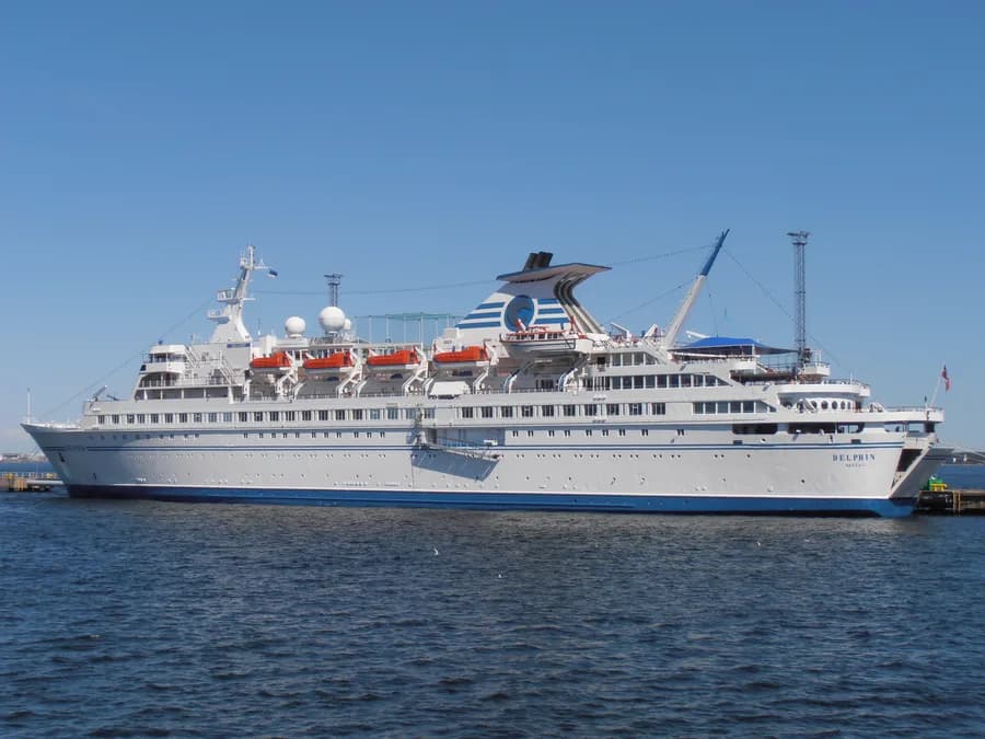 MV Delphin