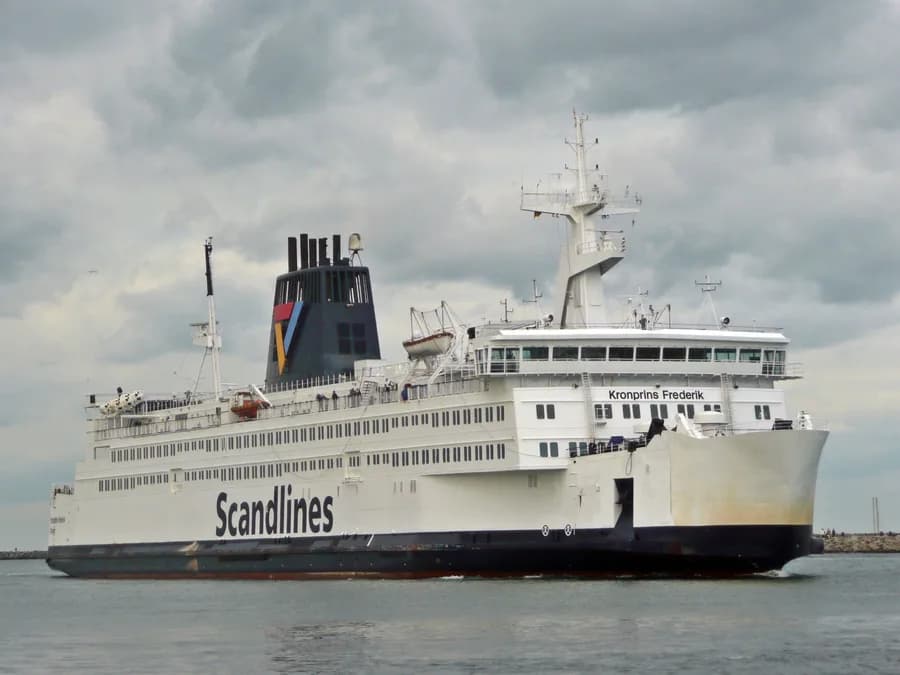 MS Kronprins Frederik