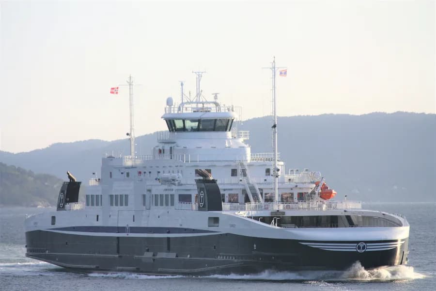 MF Samnøy