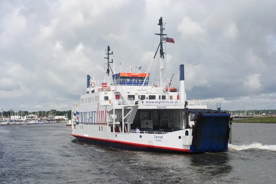 MV Cenred
