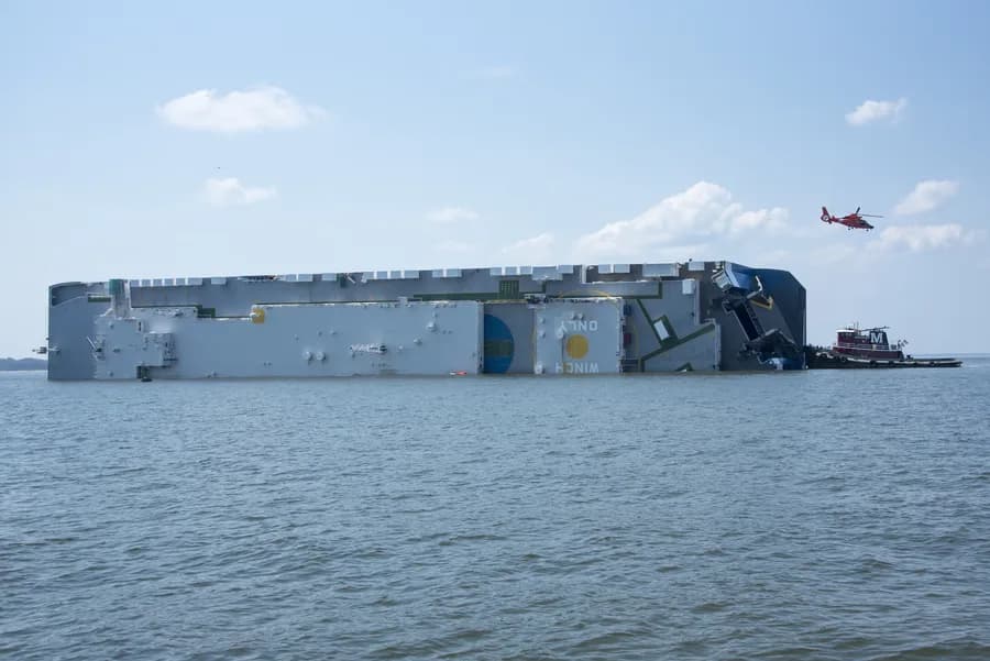 MV Golden Ray