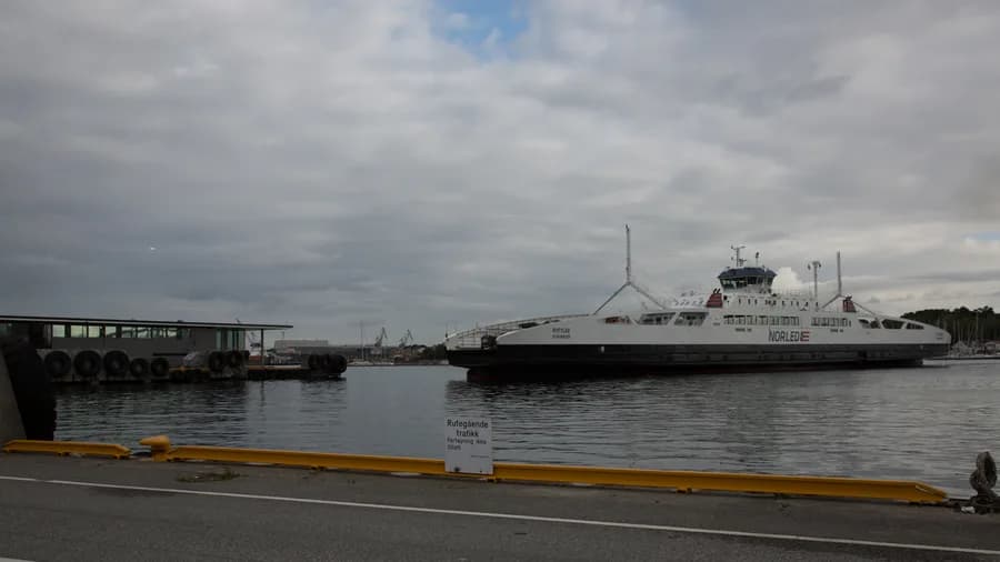 MS Karlsøyfjord