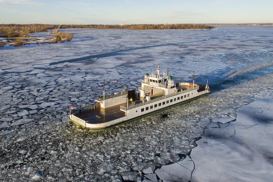 FRONTENAC II