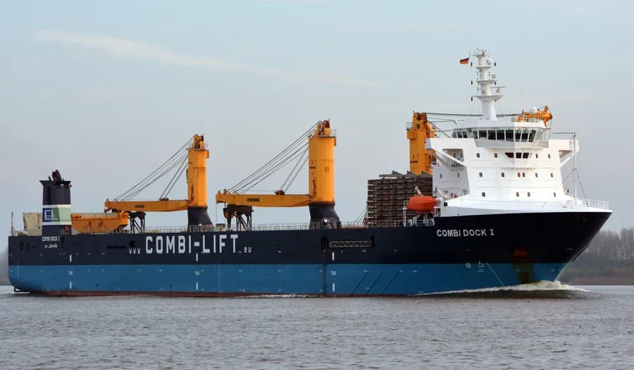 COMBI DOCK I