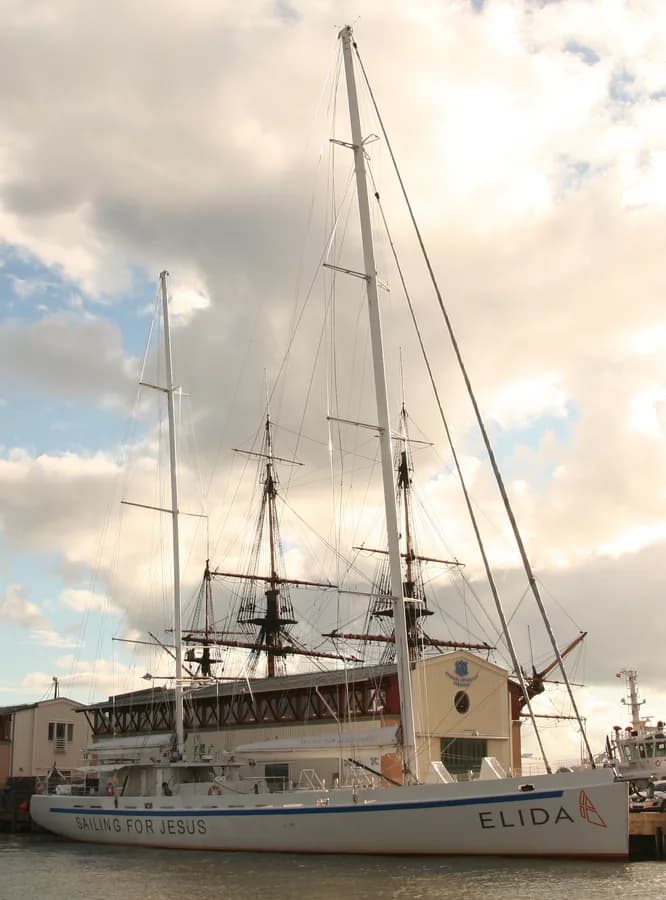Elida V