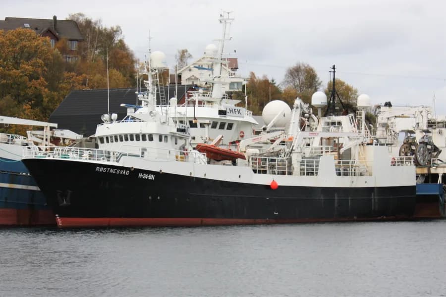 Røstnesvåg