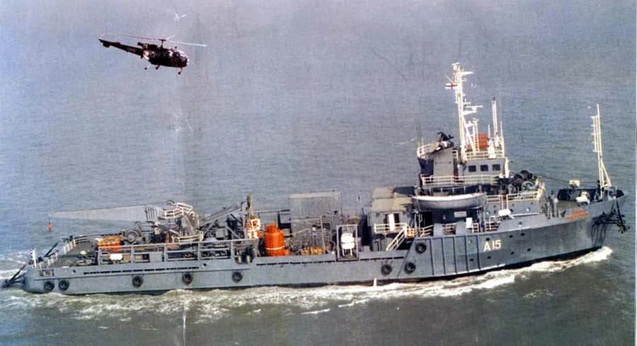 INS Nireekshak