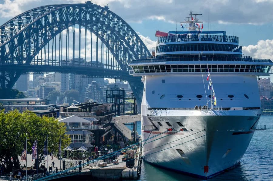 Carnival Spirit