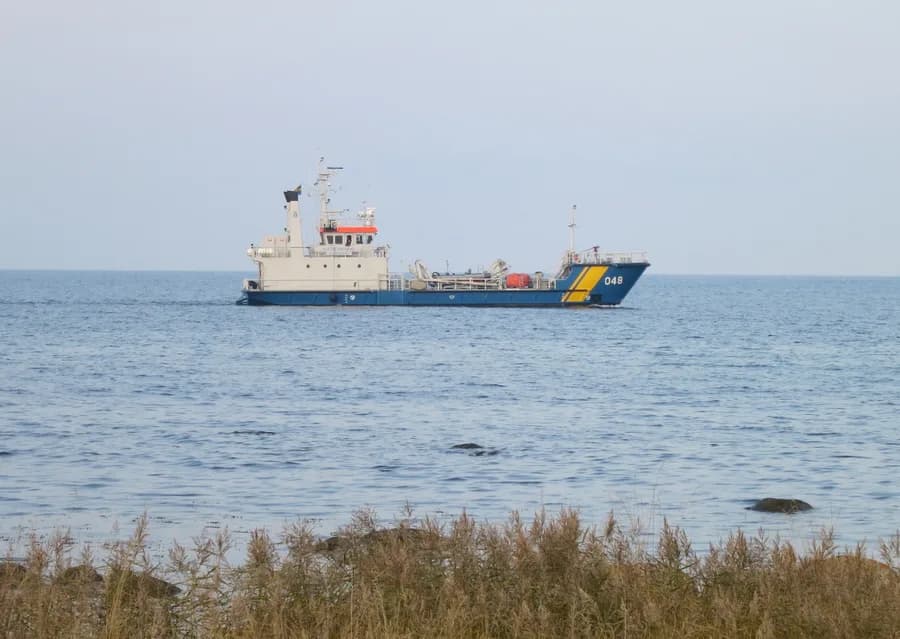 KBV 048