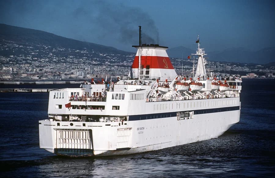 MV Ocean Life