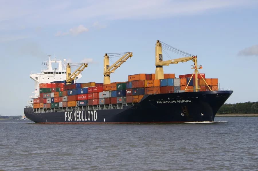 P&O Nedlloyd Pantanal