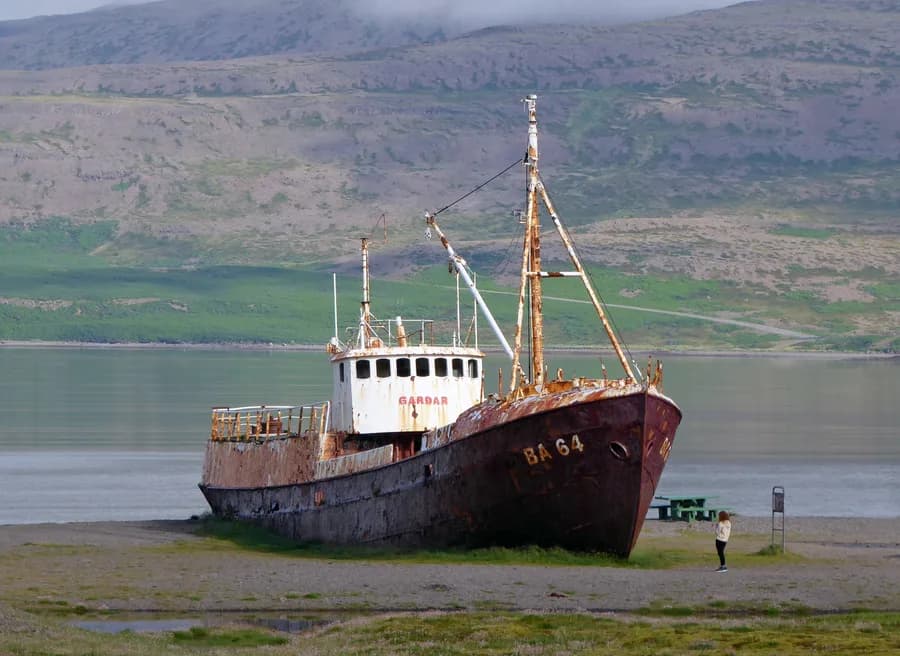 Garðar BA 64