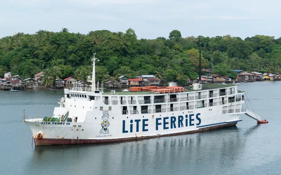 Lite Ferry 15