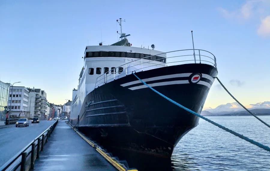 MF Veøy