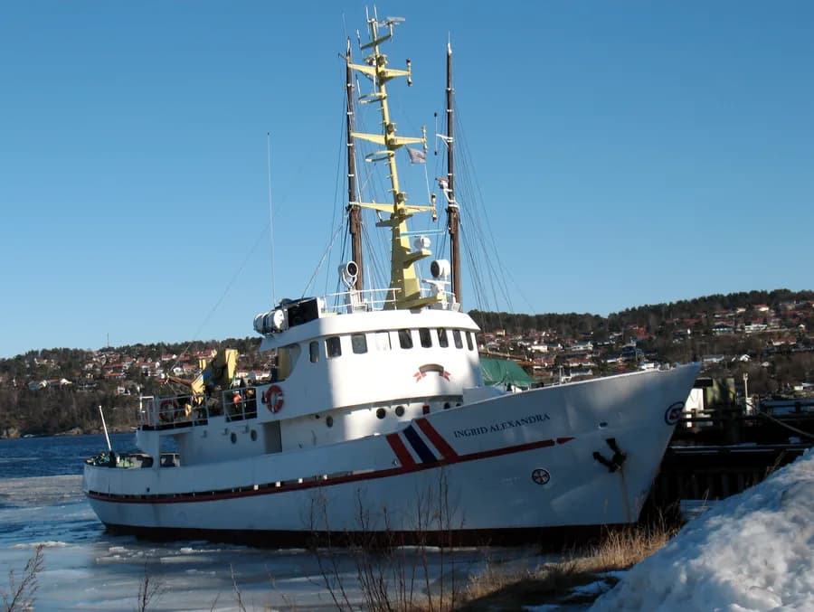 RS Haakon VII
