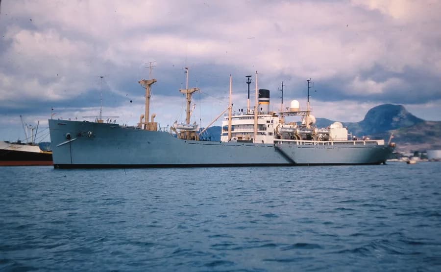 USNS Twin Falls