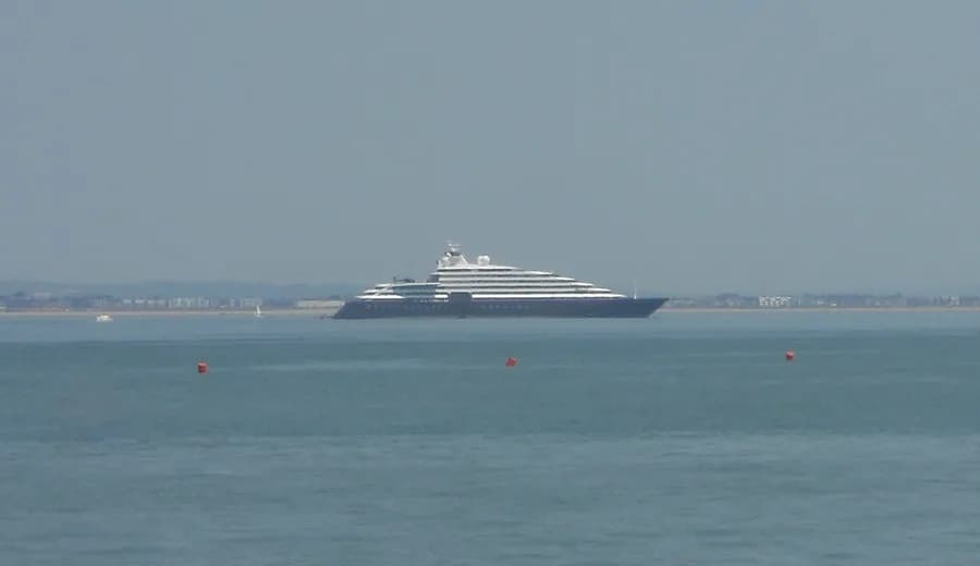 Scenic Eclipse II