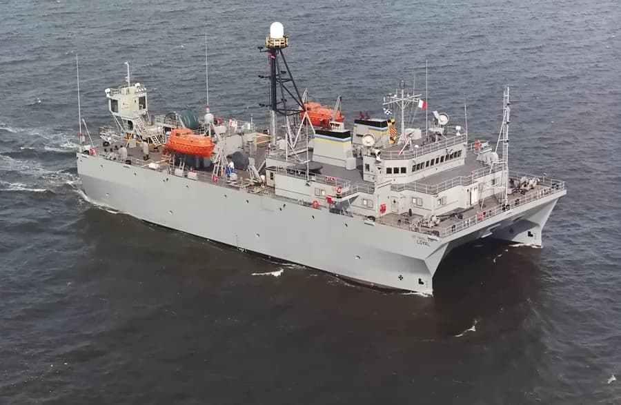 USNS Loyal