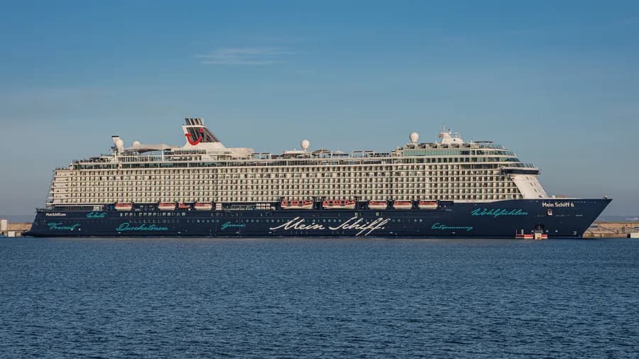 Mein Schiff 6