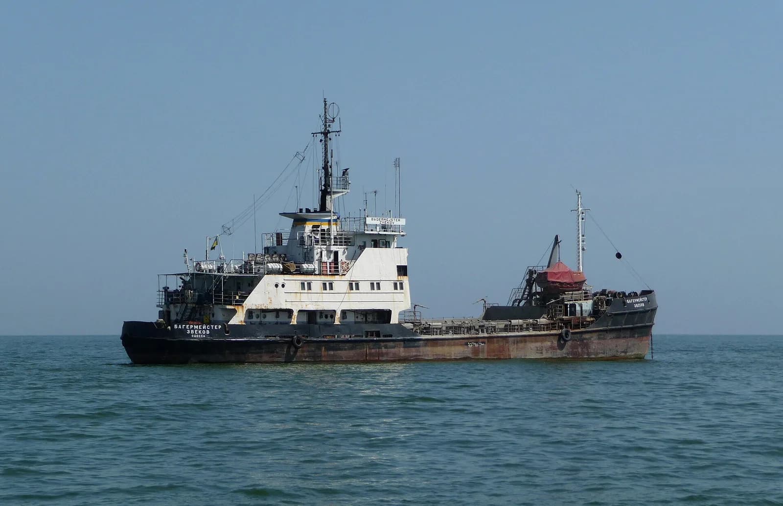 Black Sea Grain Exports Disrupted as Russia and Ukraine Step Up Attacks