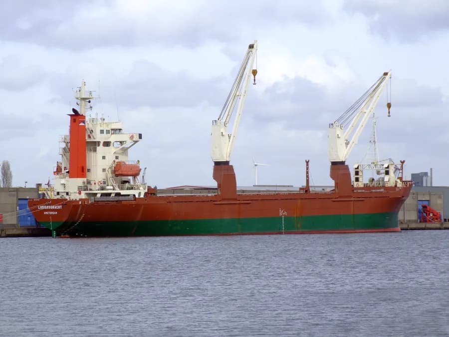 IMO 8611104