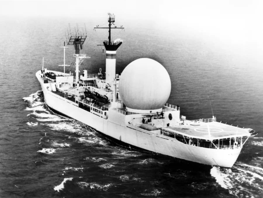 USNS Kingsport