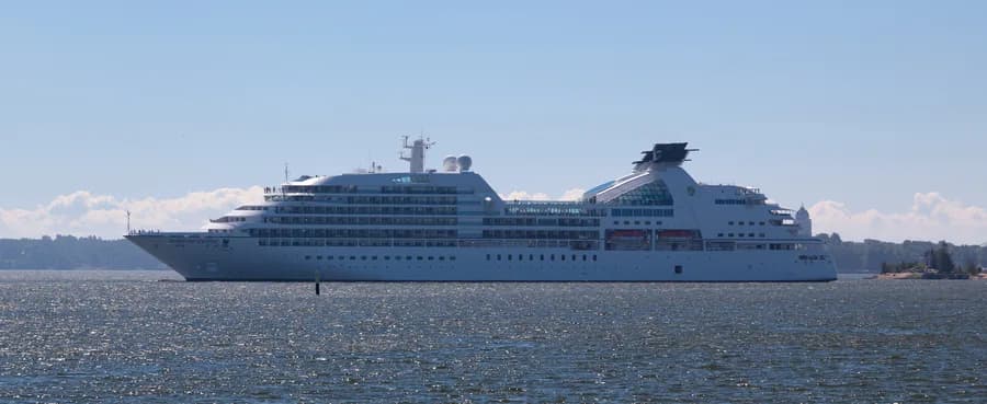 MV Seabourn Sojourn