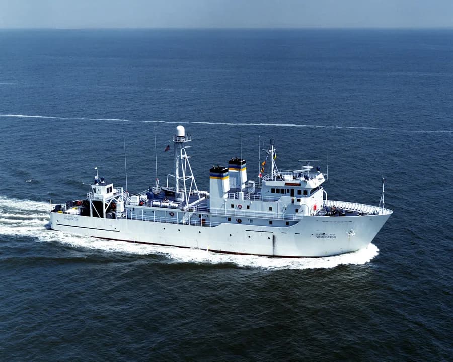 USNS Vindicator