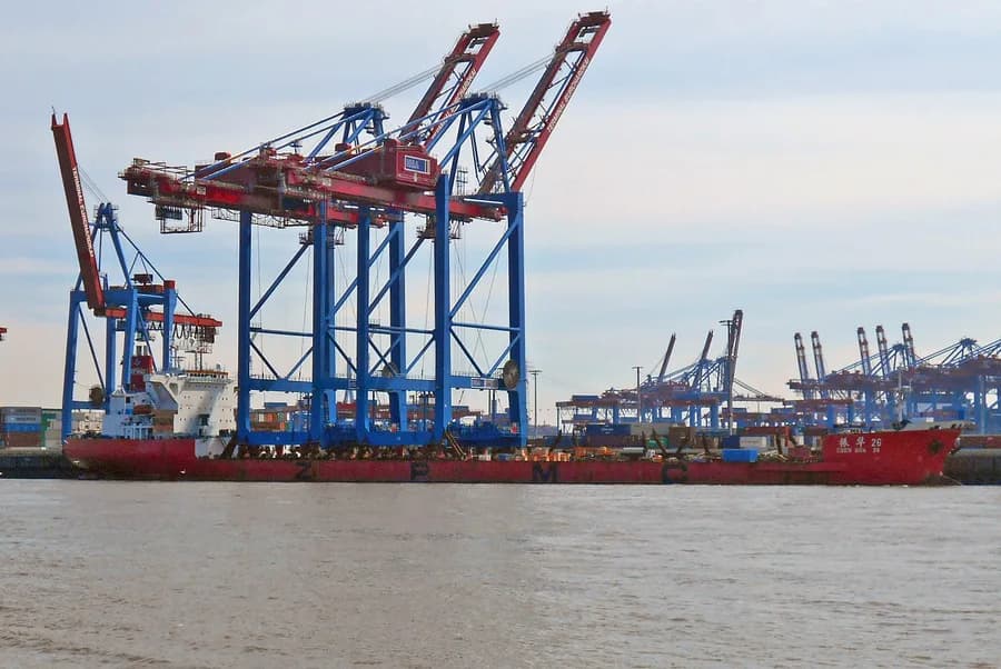 ZHEN HUA 26
