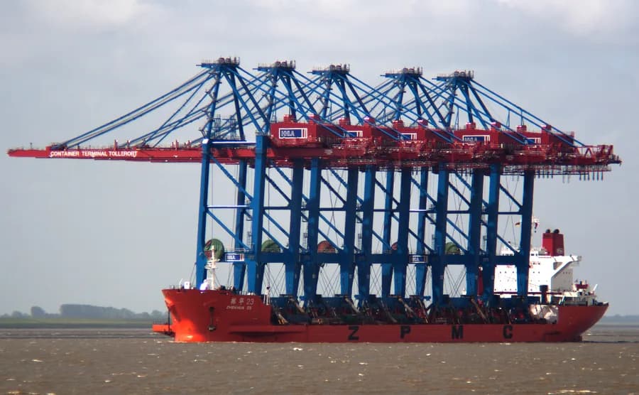 ZHEN HUA 23