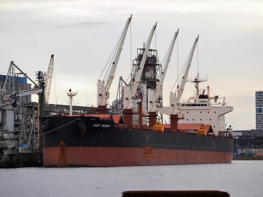 PORT ORIENT