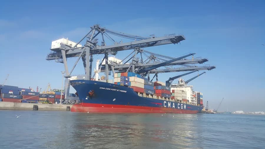 CMA CGM FORT ST PIERRE
