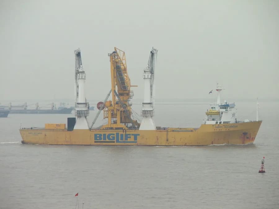 HAPPY BUCCANEER