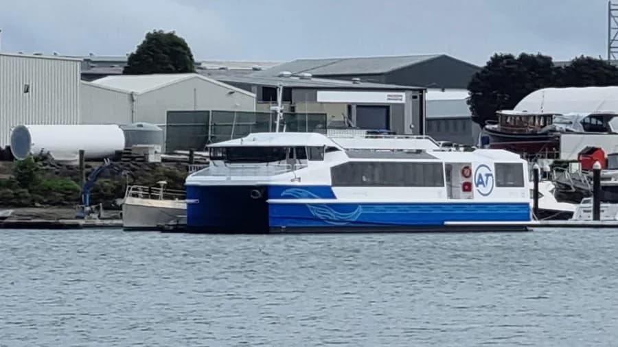 TE KOMITI