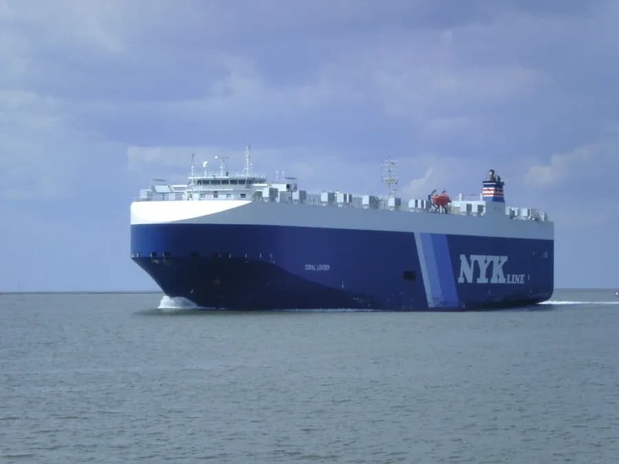 CORAL LEADER