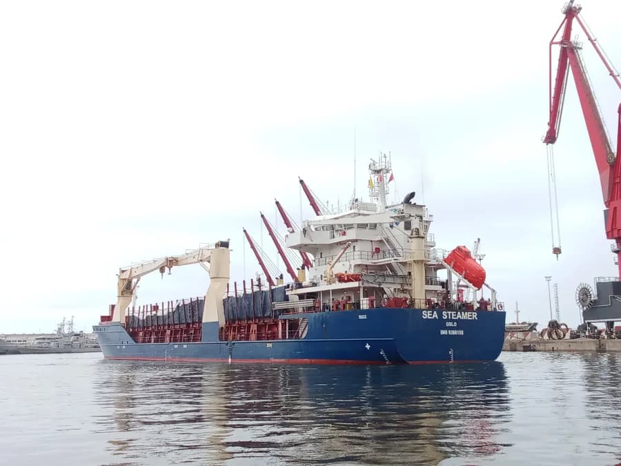 SEA STEAMER