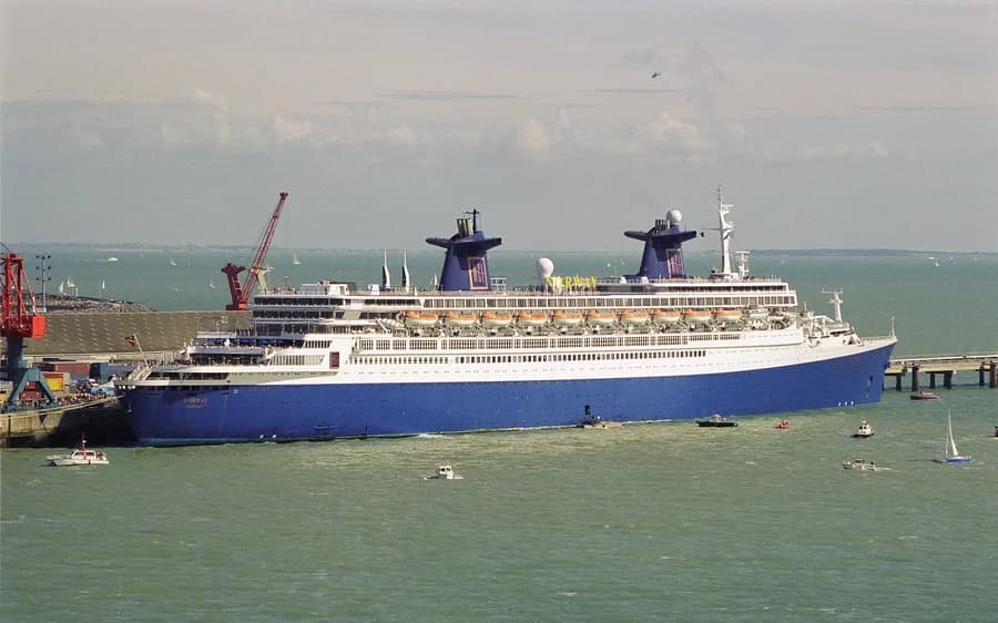 SS France
