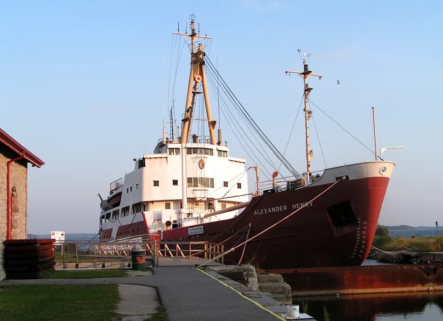 CCGS Alexander Henry