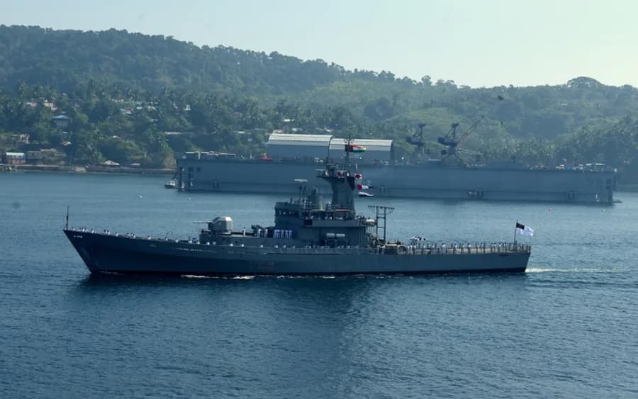 BNS Dhaleshwari