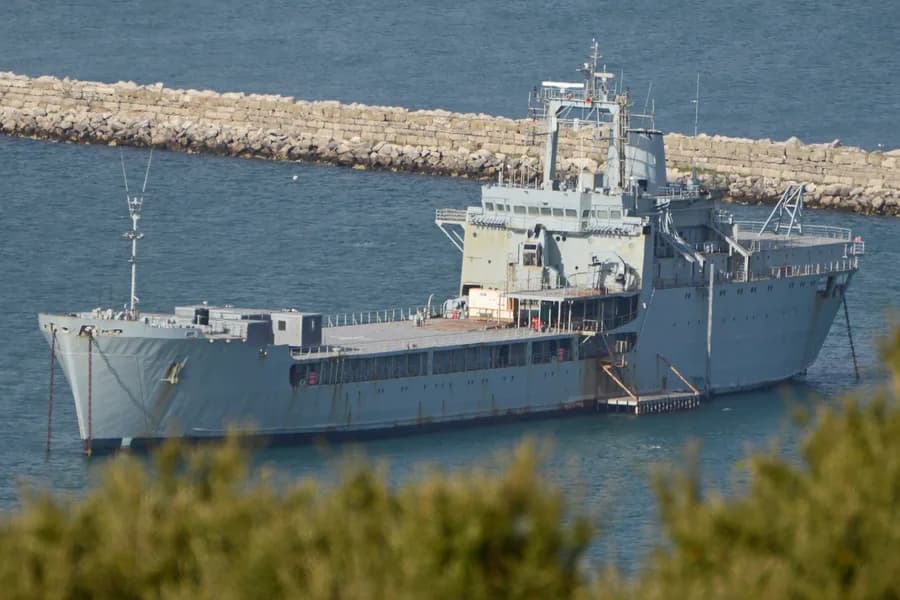 RFA Sir Tristram