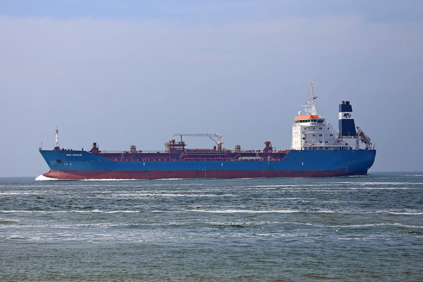 VLCC Earnings Near $470,000 a Day as Charterers Pay for Hormuz Risk