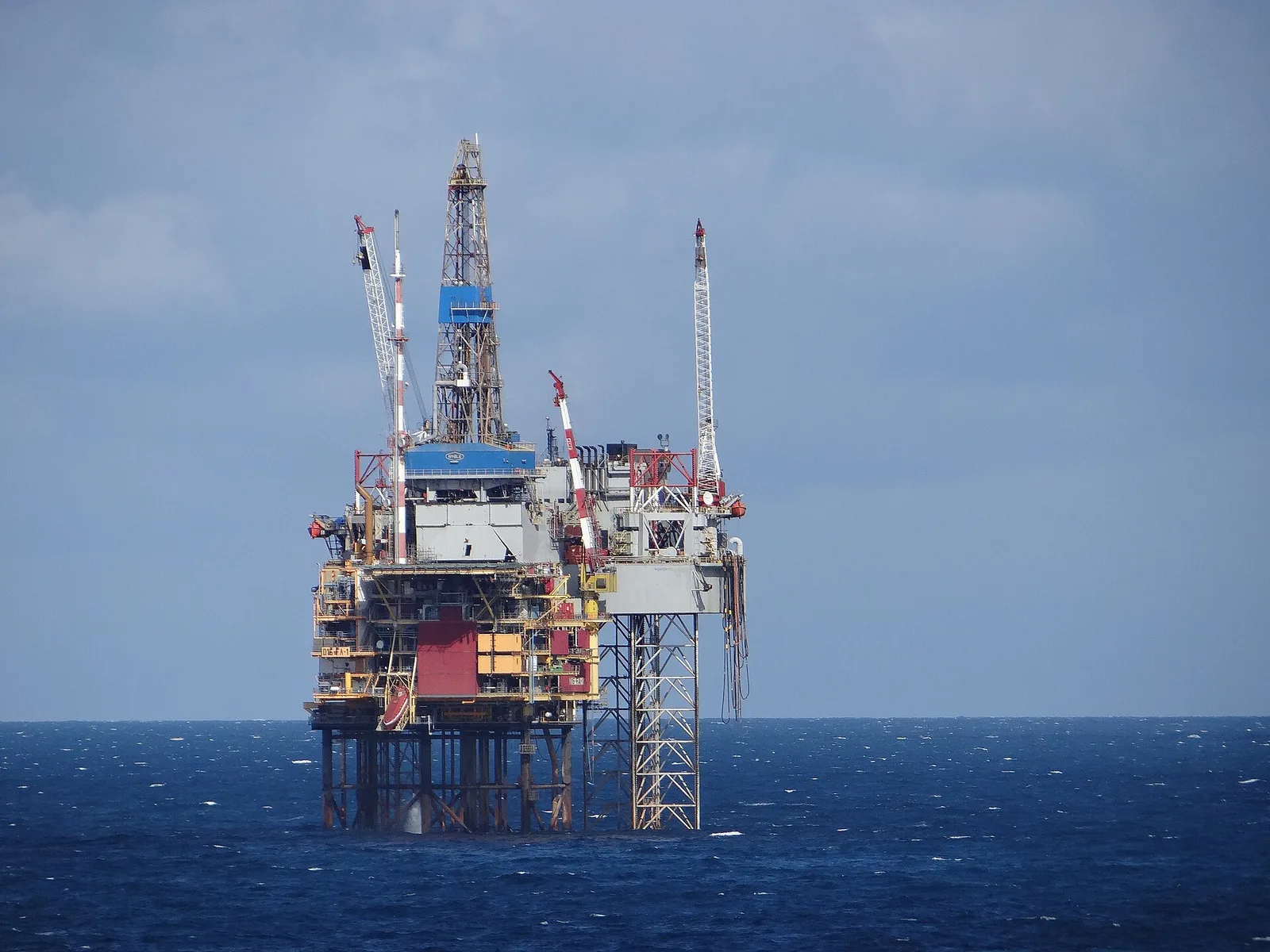 Borr Drilling jack-up sinks off Gabon, one dead and four missing